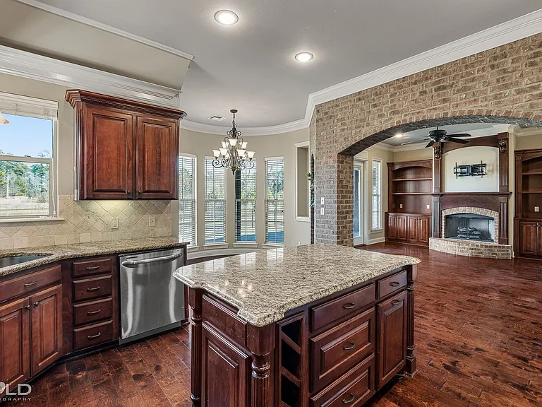 214 Danielle Dr — Photo 15