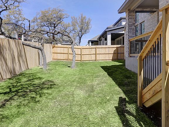 5th image of 109 Rainwater Creek