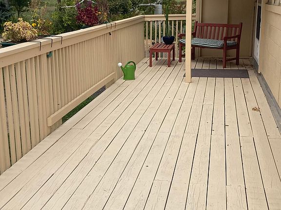 Private Deck for upper apartment. 8X25ft..
