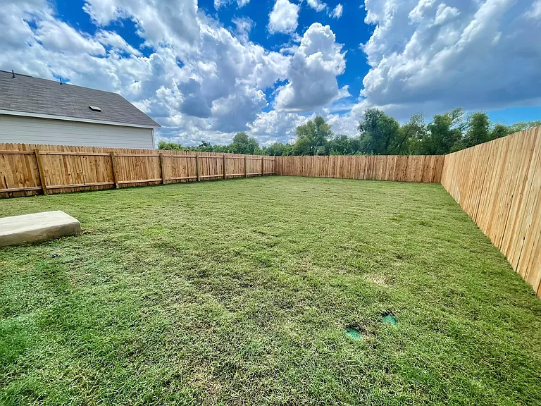 2217 Willkomen Way — Photo 11