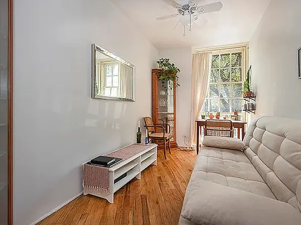 517 E 77th St APT 1M, New York, NY 10075