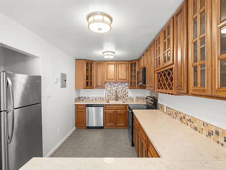 16030 Foothill Blvd #E — Photo 2