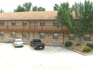 3671 S Luster Ave #O, Springfield, MO 65804