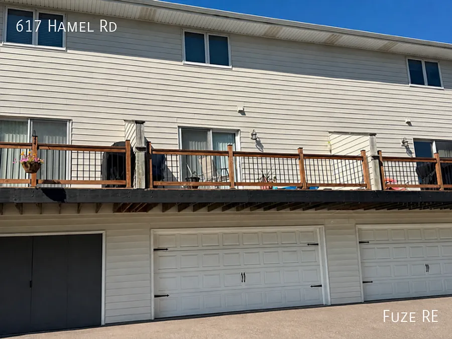 Fantastic 2bd/1.5ba Townhouse In Hamel — Photo 2
