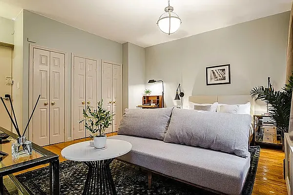 Rented by Compass | media 3