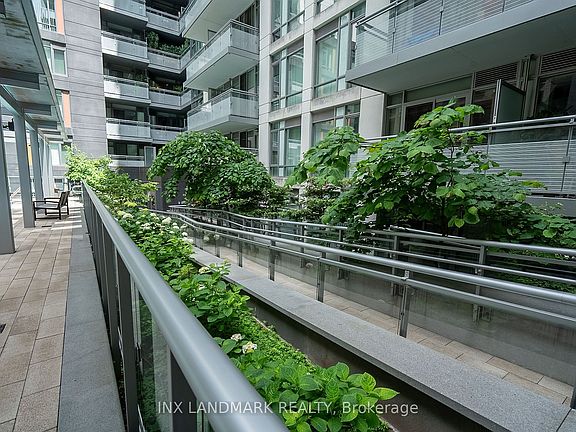 2nd image of 525 Adelaide St W #Lph31