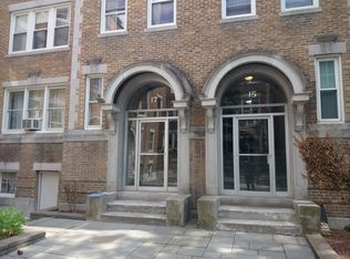 17 Westbourne Ter #3, Brookline, MA 02446