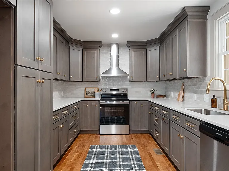 2408A Inga St — Photo 9