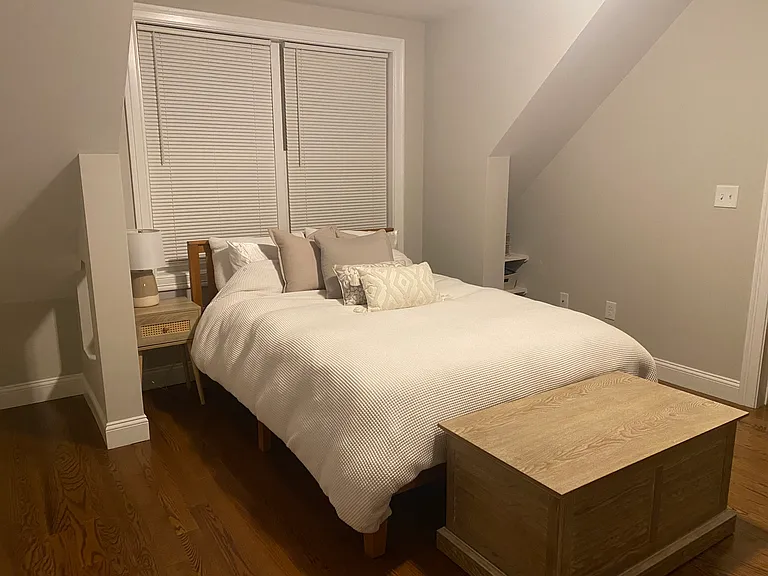 8 Svea Ave #C — Photo 6