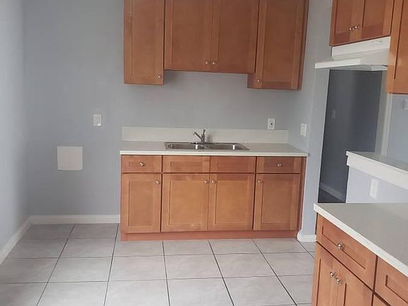 2nd image of 7800 Wilcox Ave APT 1