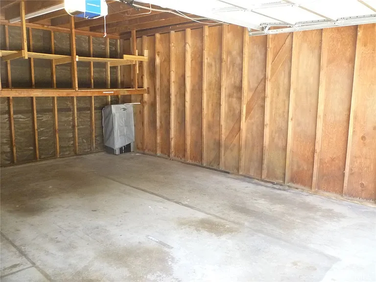 2317 Marshallfield Ln #B — Photo 36