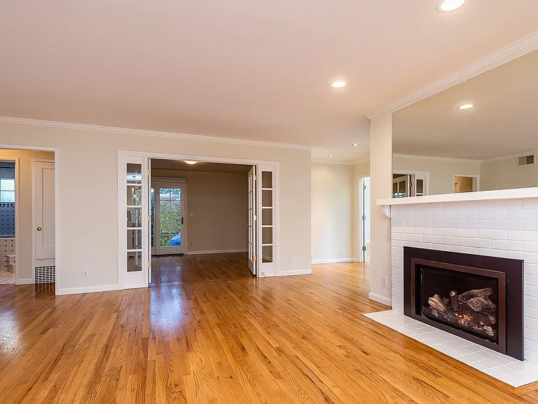 15870 Orange Blossom Ln — Photo 7