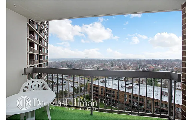 Sold by Douglas Elliman | media 50