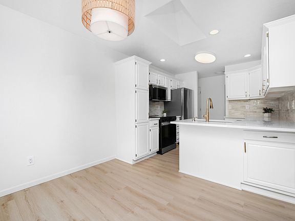 5th image of 9618 Sebring Dr