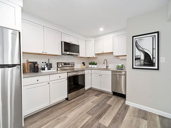 5th image of 1397 Furnace Brook Pkwy APT 2