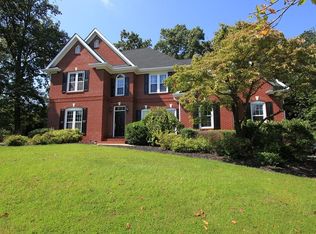 1682 Oakhurst Dr, Ooltewah, TN 37363