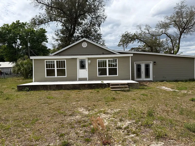 222 N Gray Ave — Photo 8