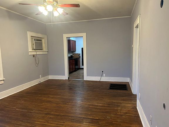 2nd image of 422 W Harvey Ave