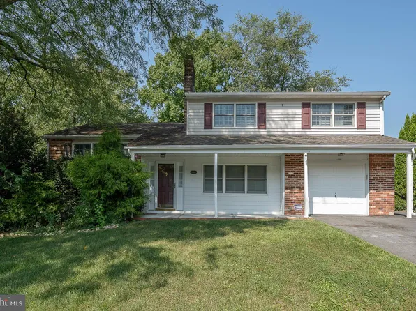 2304 Larkwood Dr, Wilmington, DE 19810