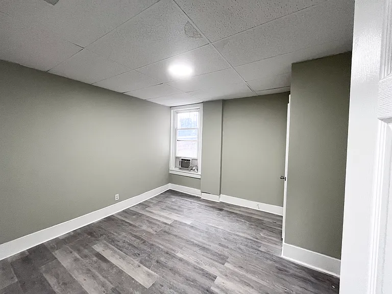 28 E Washington Ave #2A — Photo 6