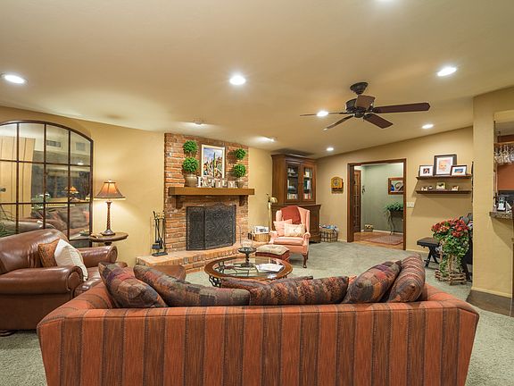 5th image of 5930 E San Mateo
