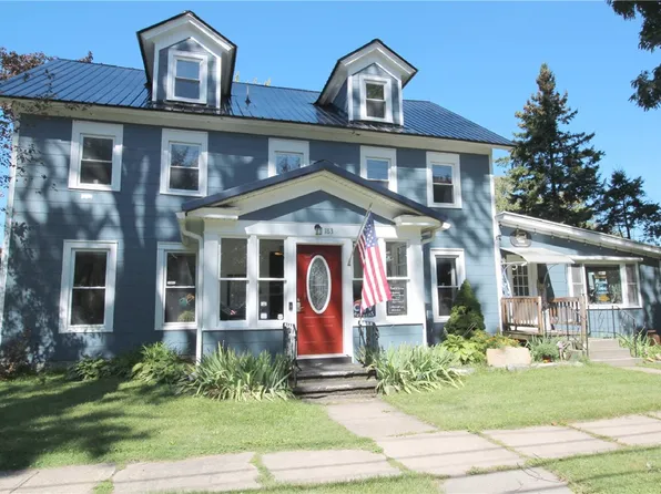 183 W Broadway St, Cape Vincent, NY 13618