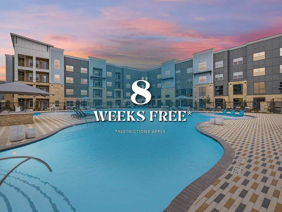Relaxing Salt-Water Pool with Cabana, Wi-Fi, Sun Shelf, and Grill Areas