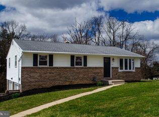 300 S Camp St, Red Lion, PA 17356