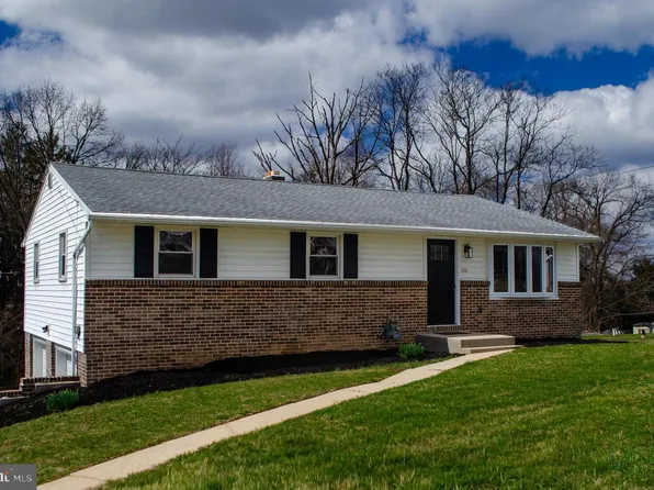 300 S Camp St, Red Lion, PA 17356