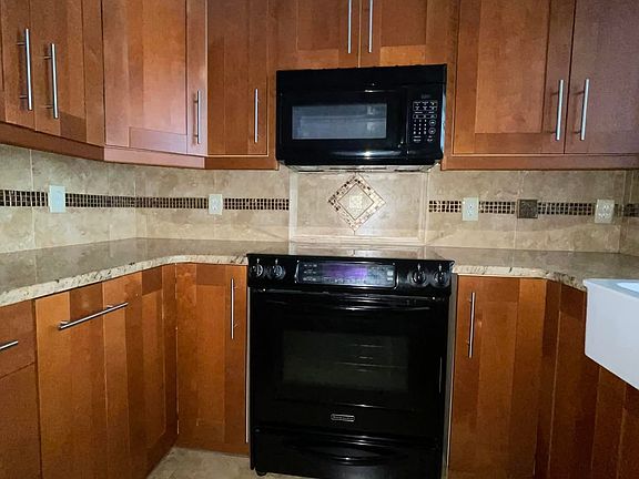 5th image of 1528 Travertine Ter
