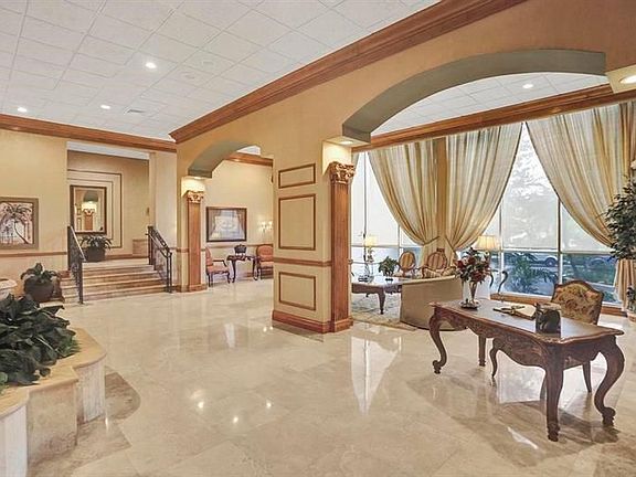 5th image of 4280 Galt Ocean Dr APT 9L