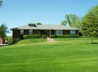 7446 SE 216th St, Holt, MO 64048