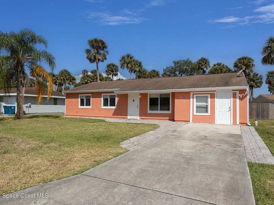 1st image of 1203 Linmoor Cir NE