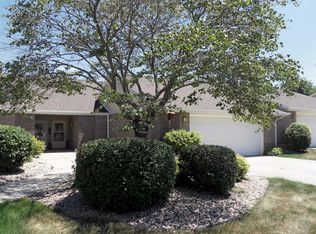 1906 N Randall Rd #3, Carroll, IA 51401