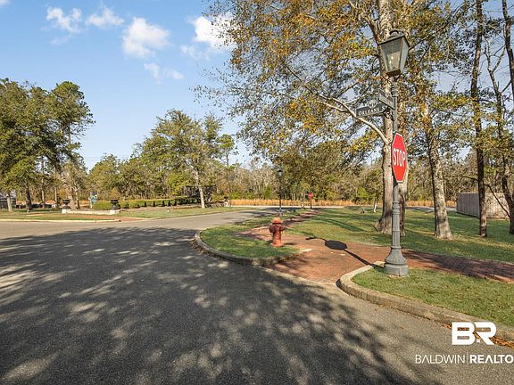 5th image of 2569 Bienville Ave