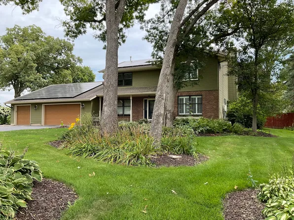 11315 James Ct, Genoa, IL 60135