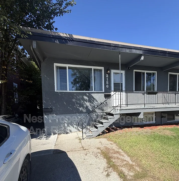 2156 McBride Cres #A