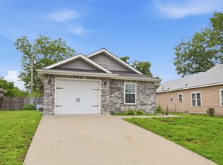 1604 S Minnesota Ave, Joplin, MO 64804