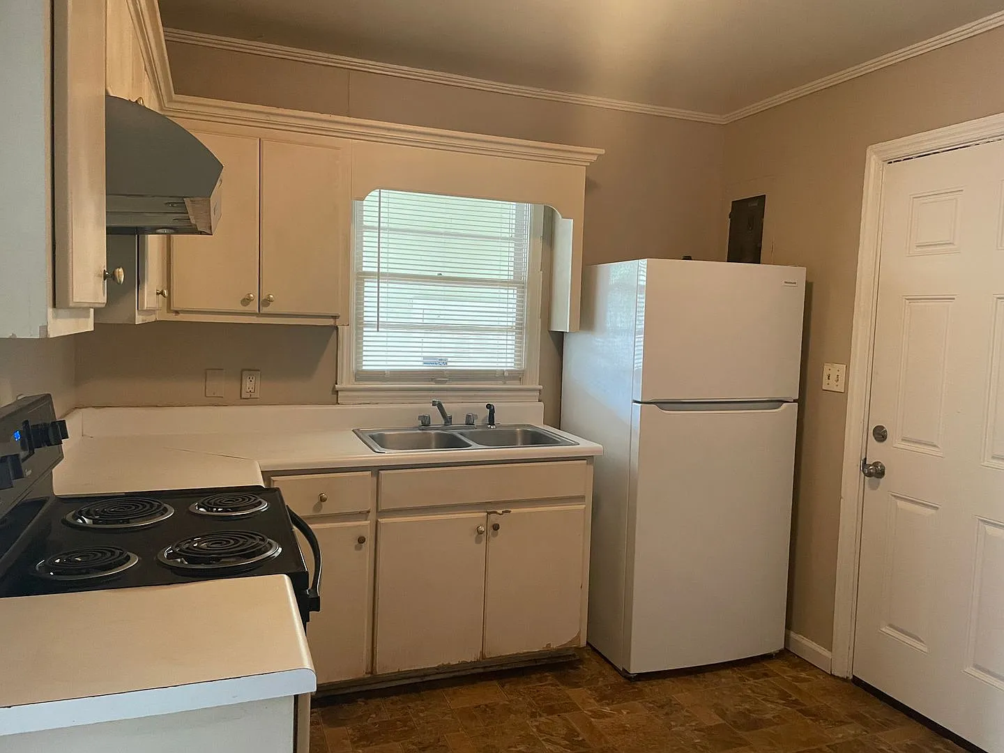 3 Bedroom/1 Bath Home — Photo 3
