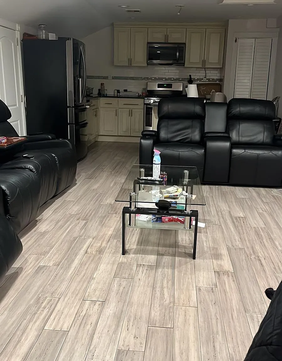 Studio, 645 sqft, $2,450 — Photo 2