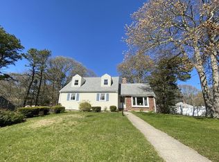 50 Bob O Link Ln, West Yarmouth, MA 02673