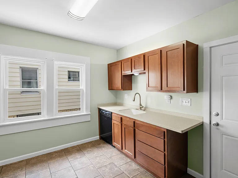 1600 Victoria Ave #DOWN — Photo 10