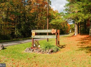 40 Fawn Dr, Oakland, MD 21550