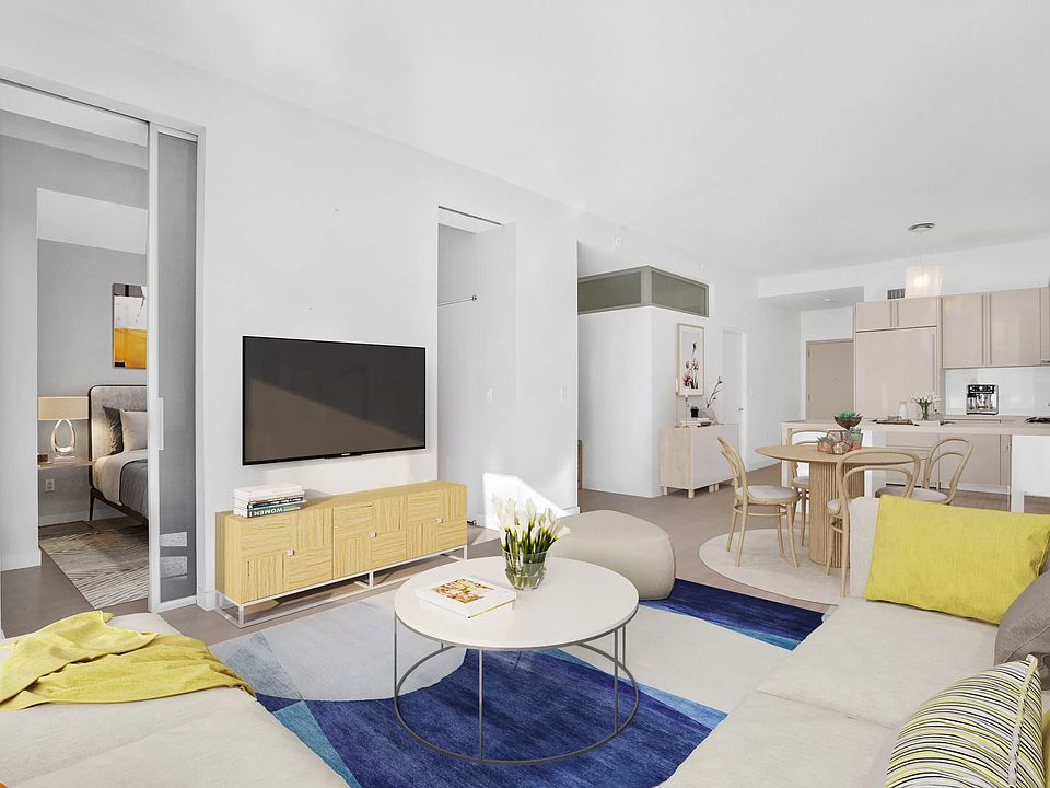 1st image of 650 Avenue Of The Amer #3M