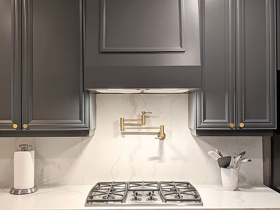 Custom Hood & Pot Filler