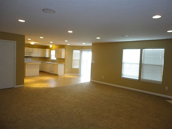 4th image of 12464 Deerview Dr