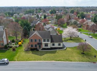 2041 Wynfield Dr, Lancaster, PA 17601