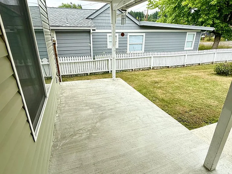 1532 NE Echo Dr — Photo 6