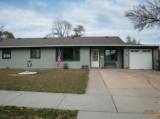 420 E Meade St, Rapid City, SD 57701