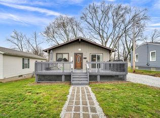 231 W Way St, Barberton, OH